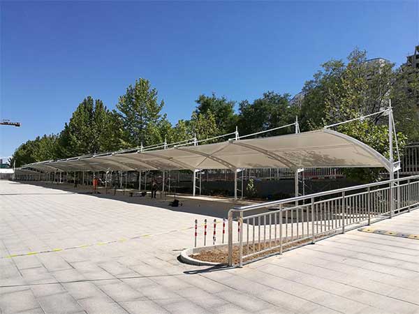 廣東省中材高新材料有限公司：膜結(jié)構(gòu)點(diǎn)亮表演舞臺(tái)